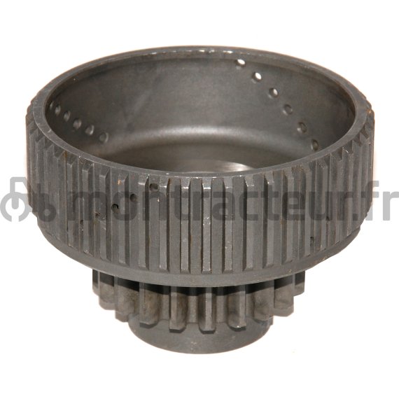 MOYEU D'EMBRAYAGE DE PRISE DE FORCE